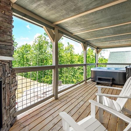 פיג'ן פורג' Osprey Nest Cottage Modern New Cabin מראה חיצוני תמונה