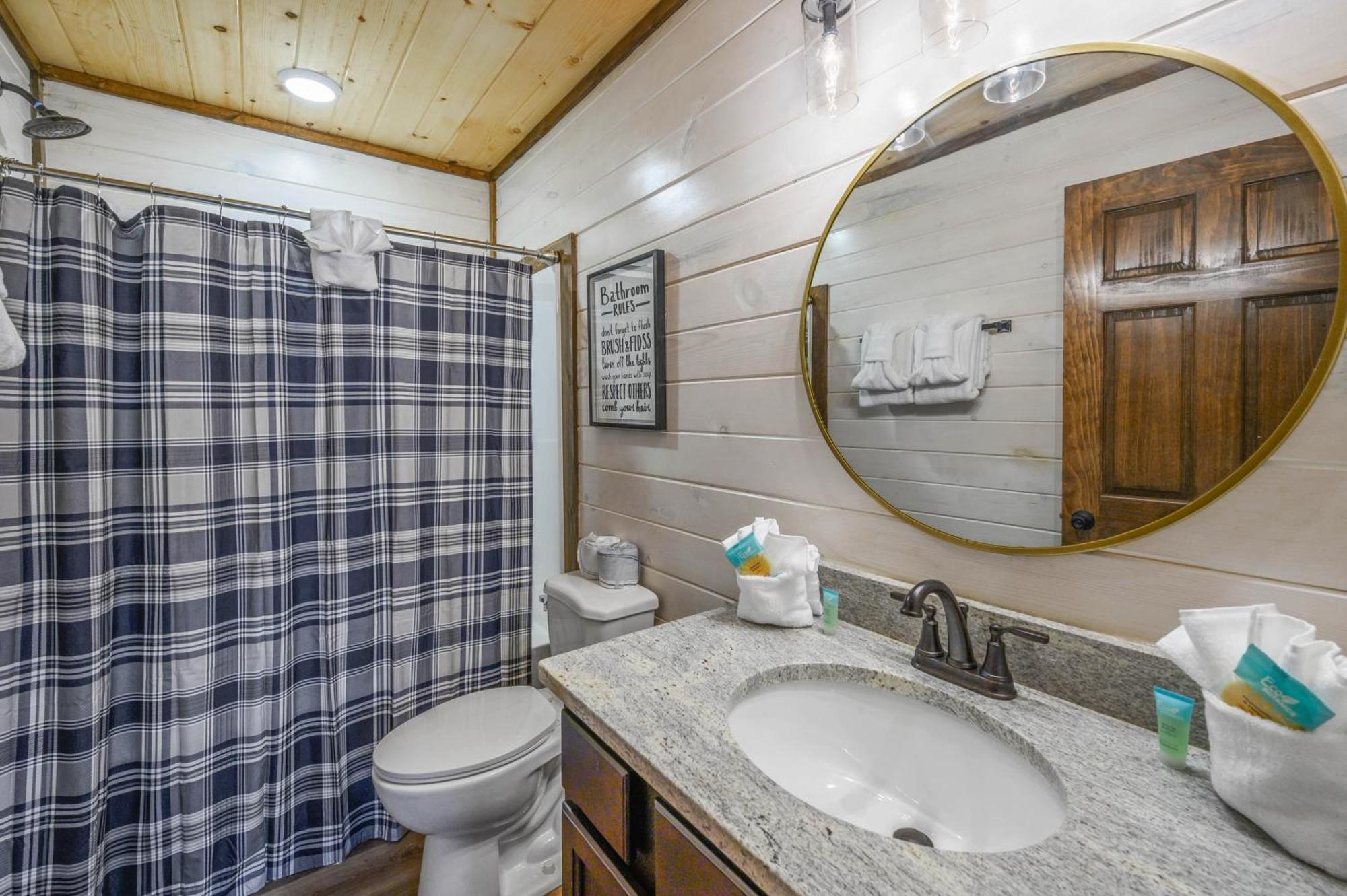 פיג'ן פורג' Osprey Nest Cottage Modern New Cabin מראה חיצוני תמונה