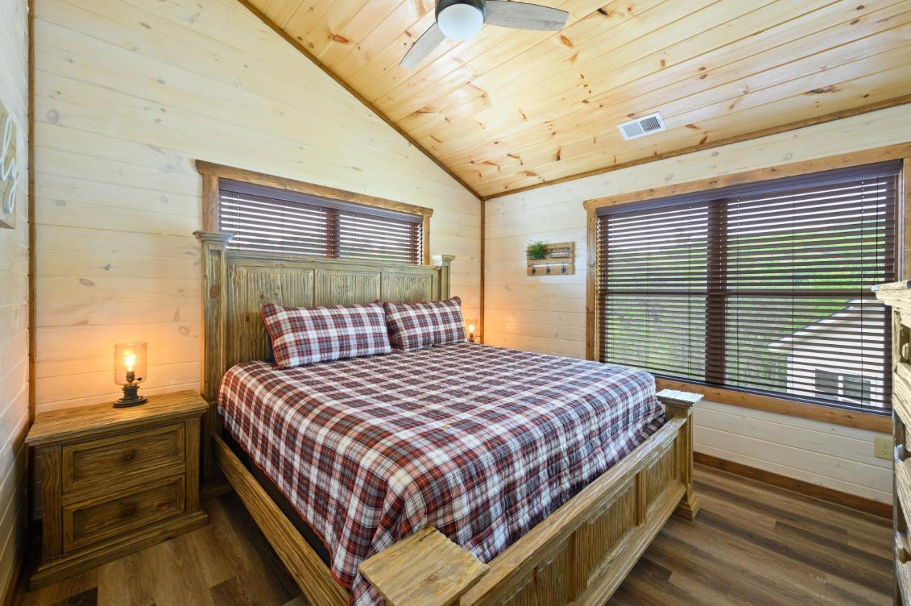 פיג'ן פורג' Osprey Nest Cottage Modern New Cabin מראה חיצוני תמונה
