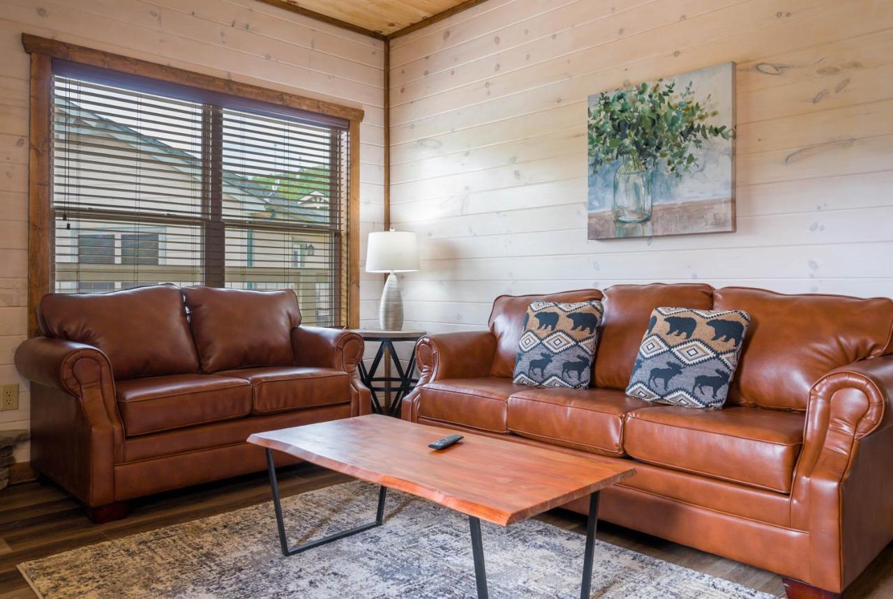 פיג'ן פורג' Osprey Nest Cottage Modern New Cabin מראה חיצוני תמונה