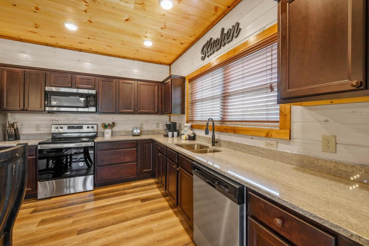 פיג'ן פורג' Osprey Nest Cottage Modern New Cabin מראה חיצוני תמונה