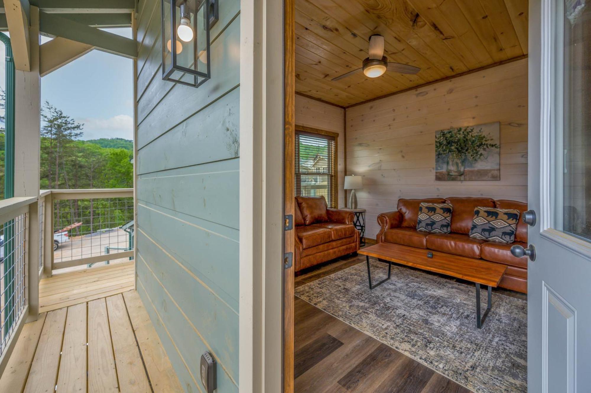 פיג'ן פורג' Osprey Nest Cottage Modern New Cabin מראה חיצוני תמונה